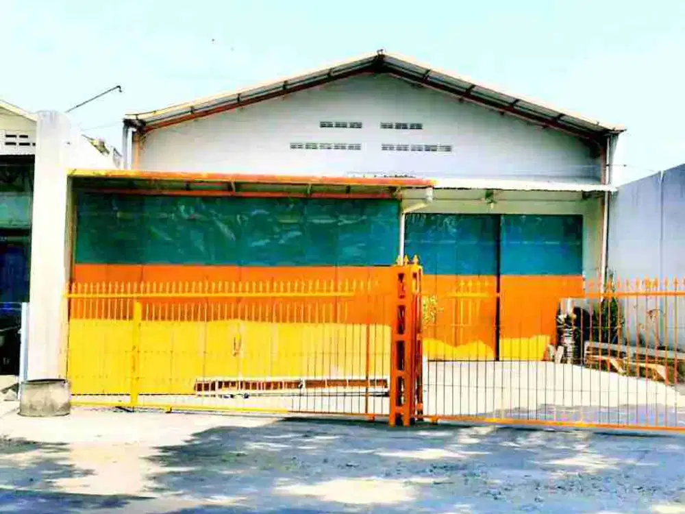 Dijual Gudang Strategis Dekat Solo Baru, Akses Kontainer.