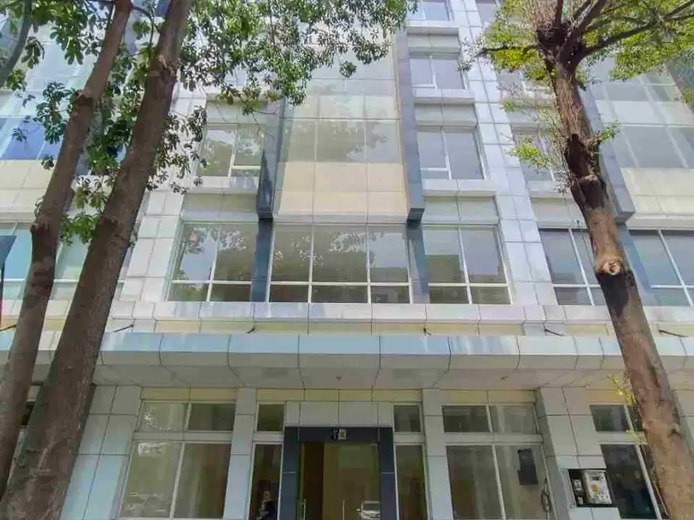 MURAH GEDUNG 5 LANTAI !! dijual di jalan utama Harapan Indah Bekasi