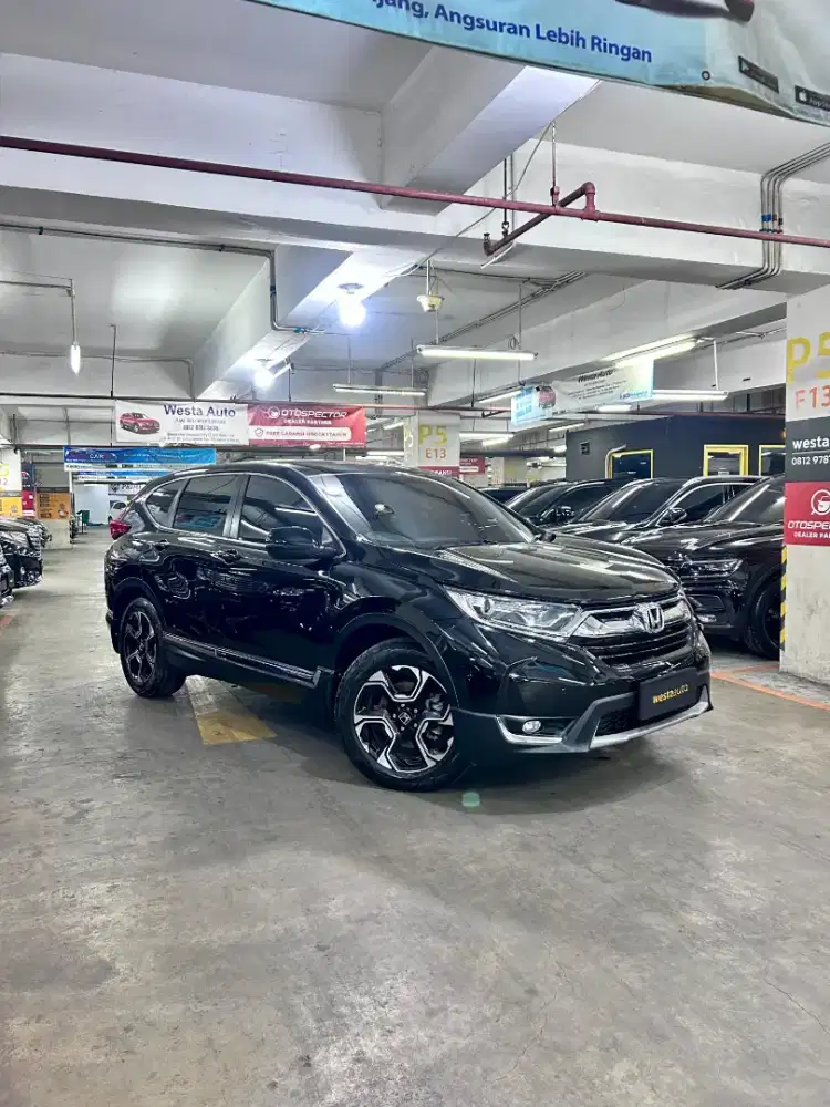 Low KM Honda CRV 1.5 Turbo AT 2019 nik 2018 Like new
