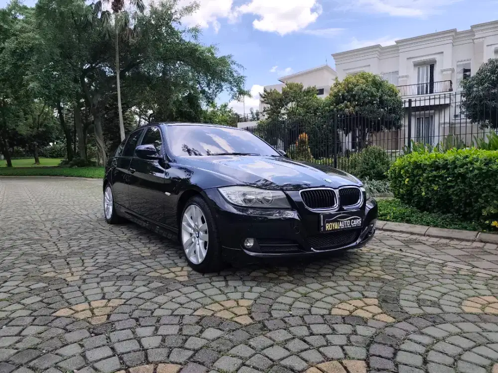 LOW ODO KONDISI MULUS ORISINIL SIAP PAKAI BMW 2.0 AT E90 LCi NIK 2011