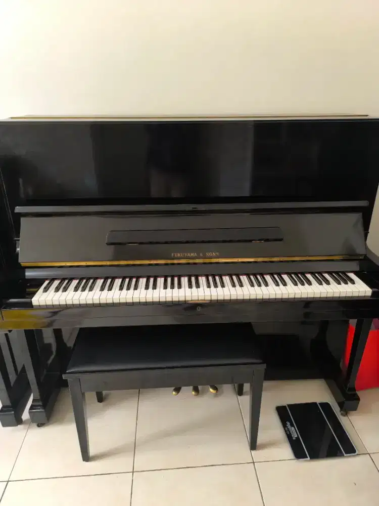 Piano Jepang Fukuyama & Sons