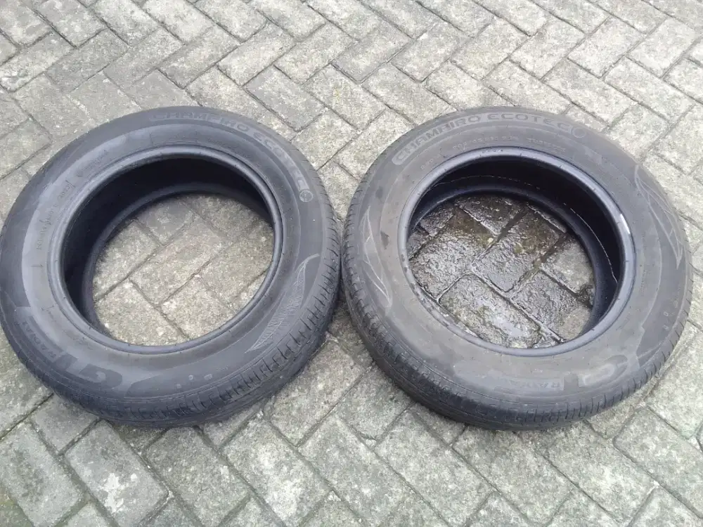 Dijual 2 unit ban bekas GT Radial 205/65 R16 tahun 2023
