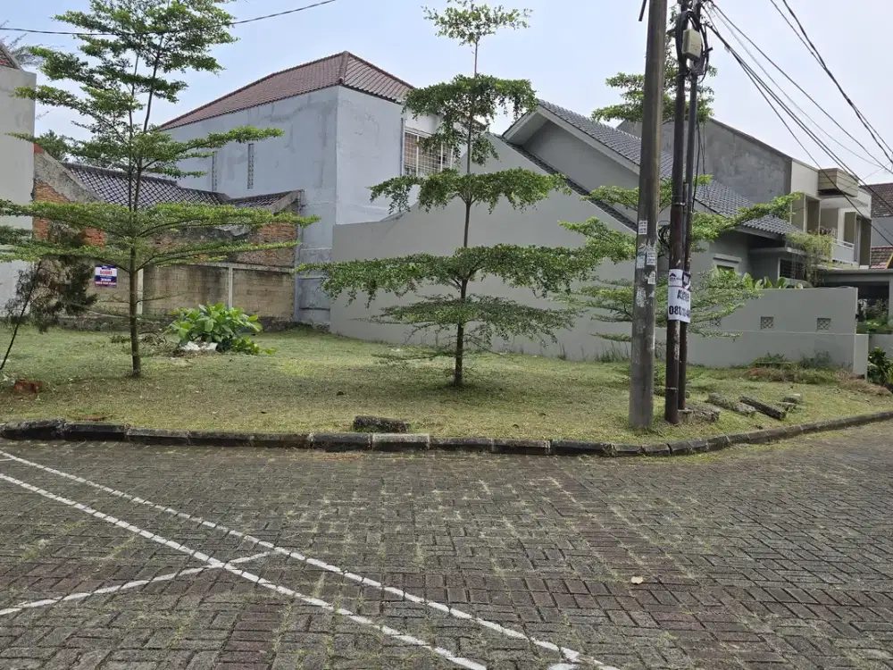 Kavling hadap barat daya siap bangun termurah di Griyaloka