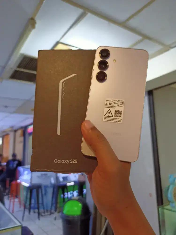 Jual Samsung S25 Ram 12/512Gb Second Mulus No Kendala Garansi Aktif