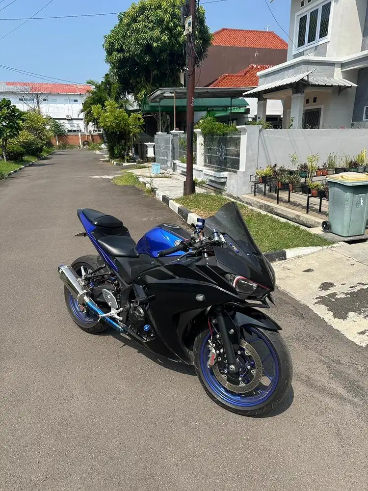 Yamaha R25 2017 ABS