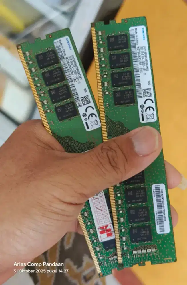 DITAMPUNG BORONGAN PC DAN LAPTOP