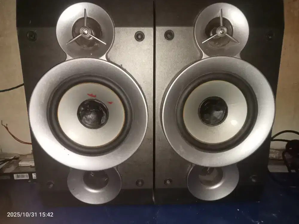 Speaker pasif JVC 4,5 inch 6 ohm