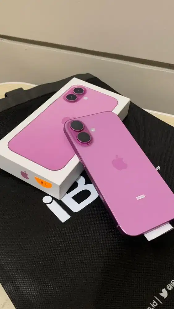 Iphone 16 pink 128gb ibox like new