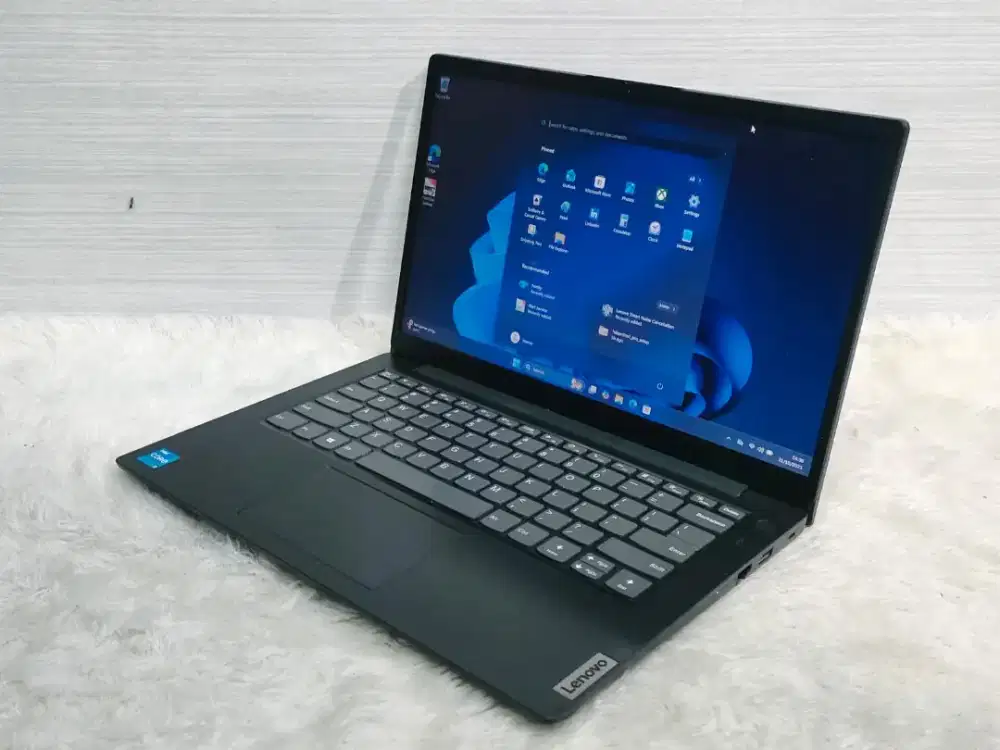 Lenovo V14 G2 ITL

- Intel Core i3 - 1115G4 (4CPU) ~3.0 Ghz
- Ram 8 GB