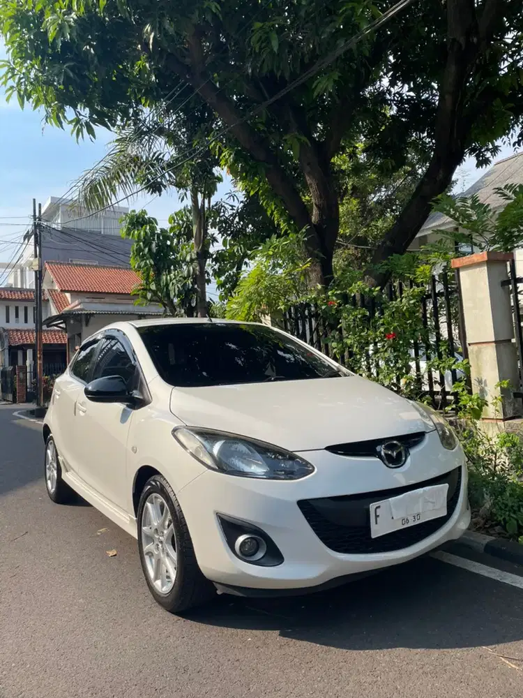 Mazda 2 2013 Bensin