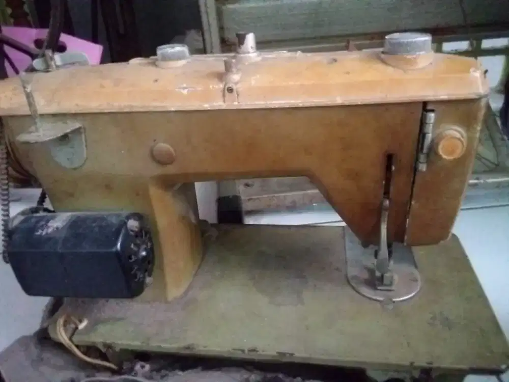 Mesin jahit jadul Brother ZU2-B680