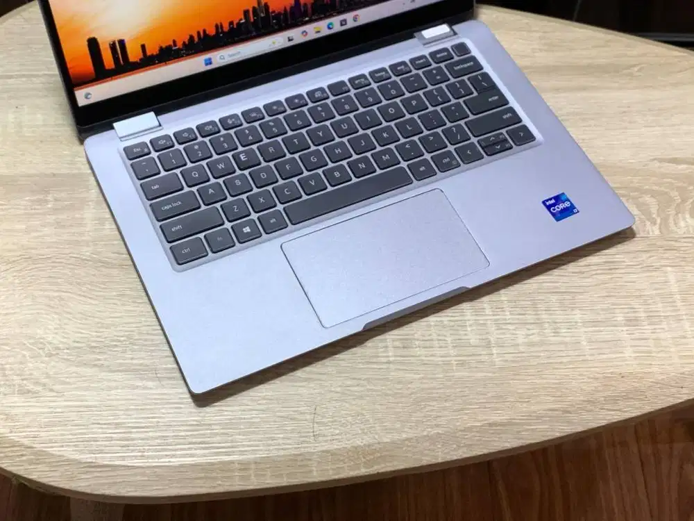 Laptop Silver Dell Latitude 5320 Intel Core I5 Gen 11 Flip Touchscreen