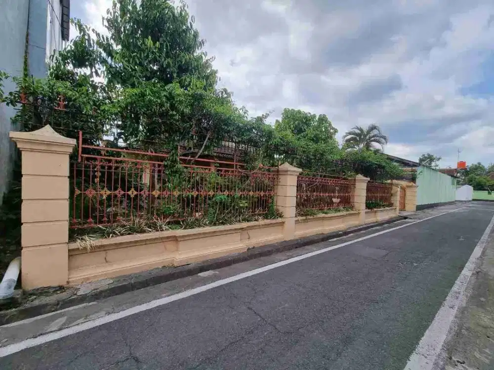 Rumah Hitung Tanah saja Tengah Kota Solo Banjarsari