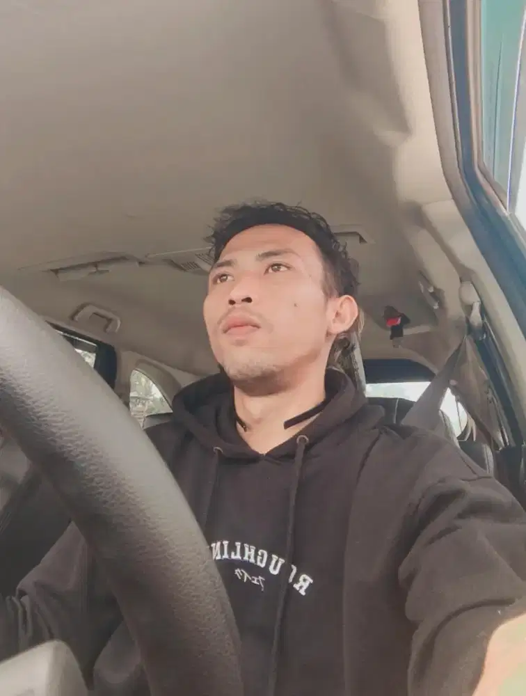 Saya mencari loker , pekerjaan driver