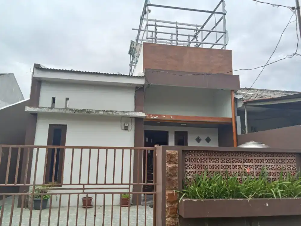 Rumah Perum. Taman delikencana blok e-29