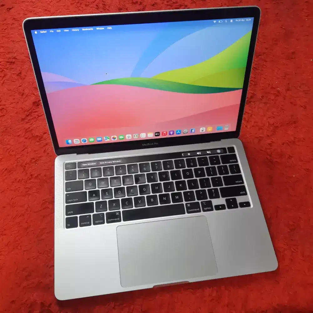 Macbook pro 2020 touchbar i5 ram 16gb ssd 512gb mulus ex ibox bisa cod