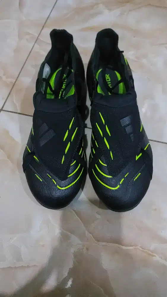Sepatu sepakbola adidas predator leage FT FG