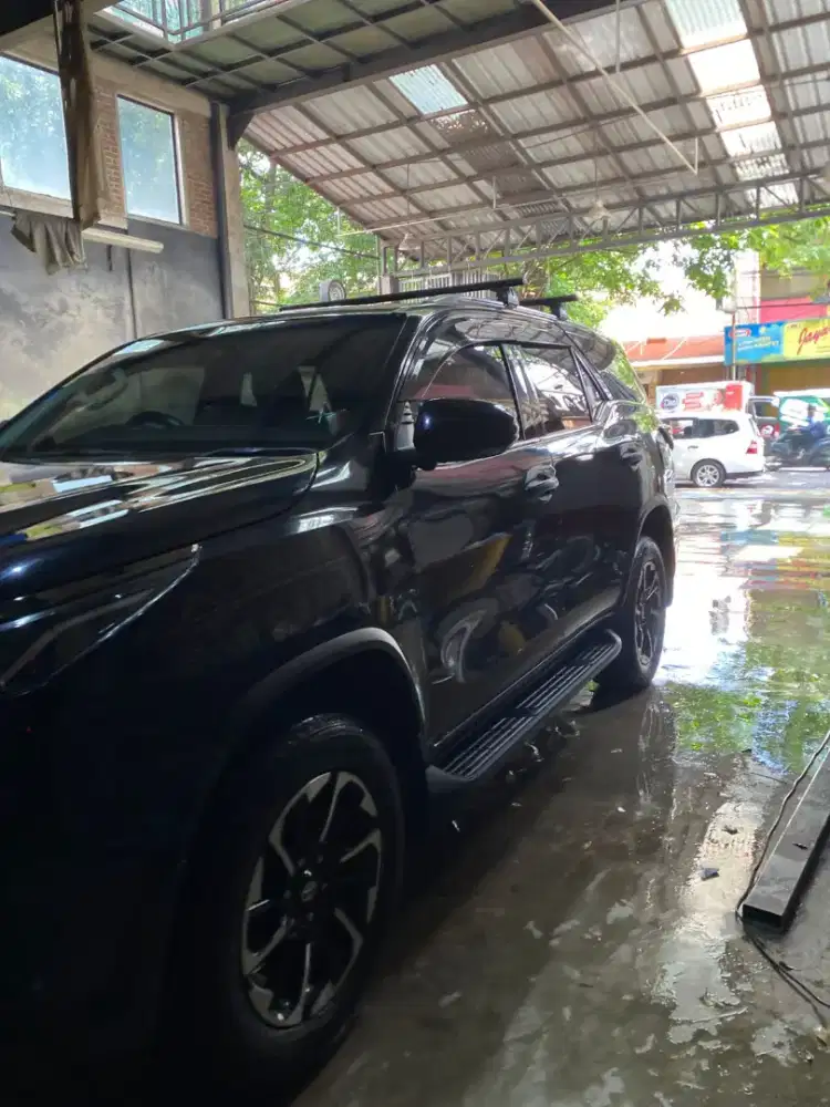 Toyota Fortuner 2.4 VRZ Diesel