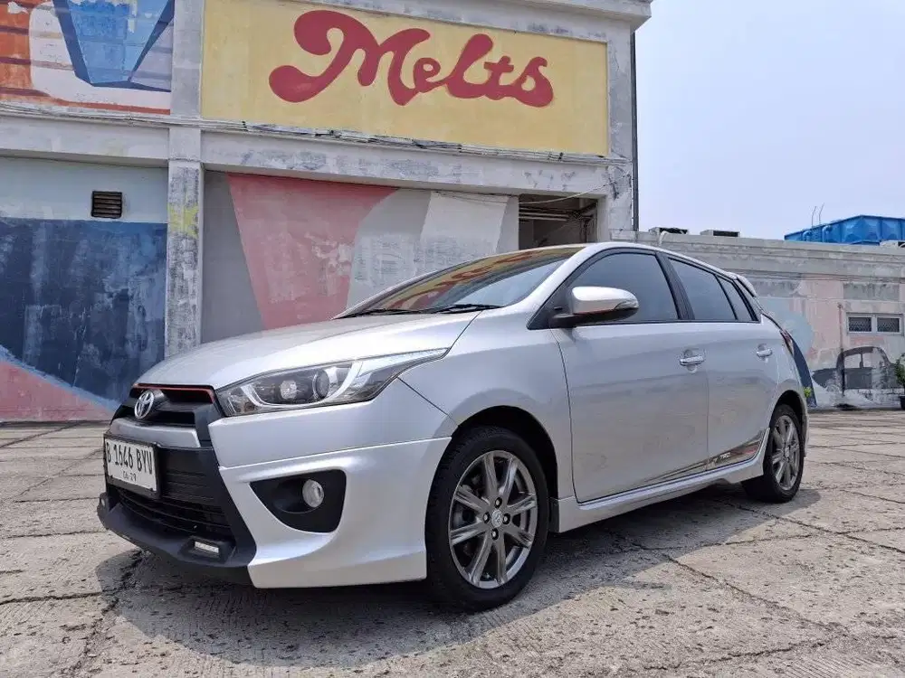 TOYOTA YARIS S TRD AT 2014 SILVER TGN1 PAJAK ON PANJANG BRIO CITY JAZZ