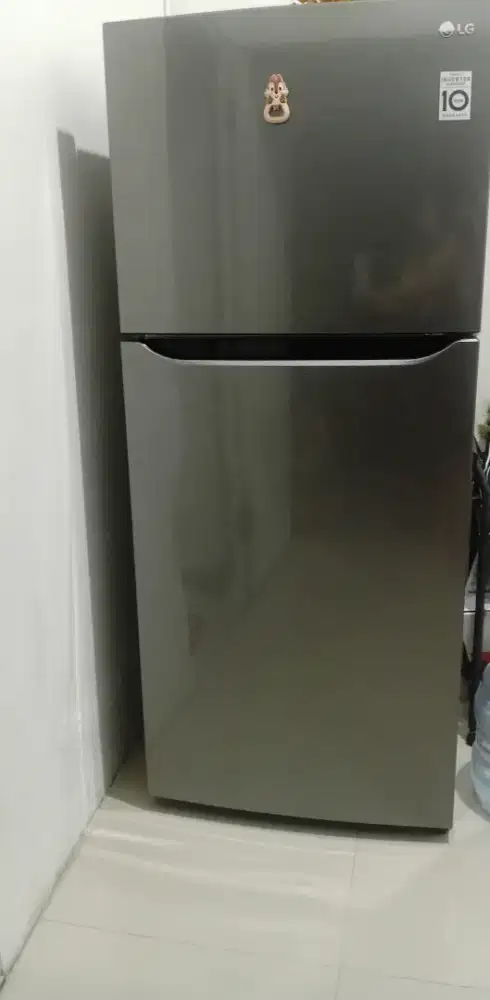 KULKAS merk LG like NEW