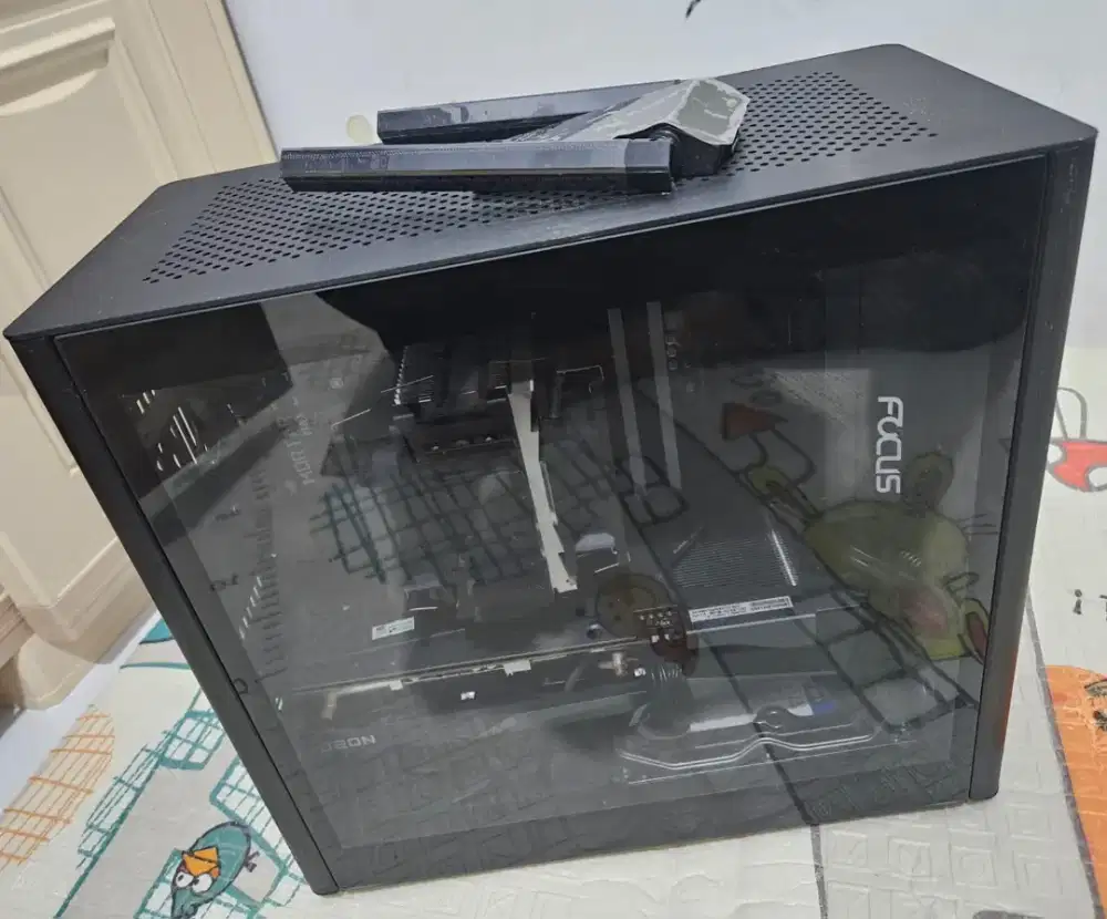 Pc/komputer jarang di pake (nego)