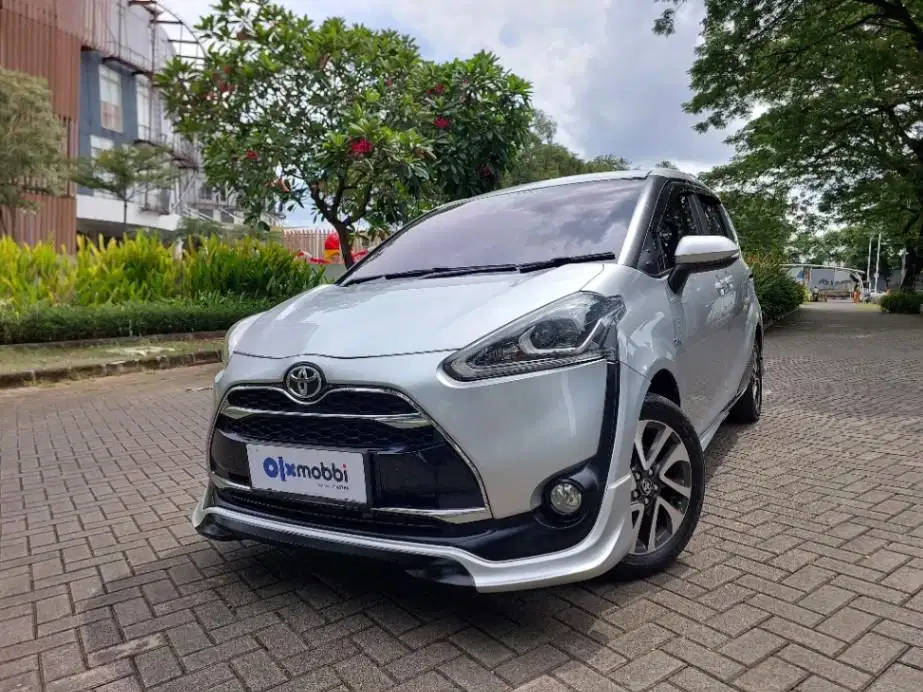 LOW DP Toyota Sienta 1.5 Q Bensin-AT 2017 BOU