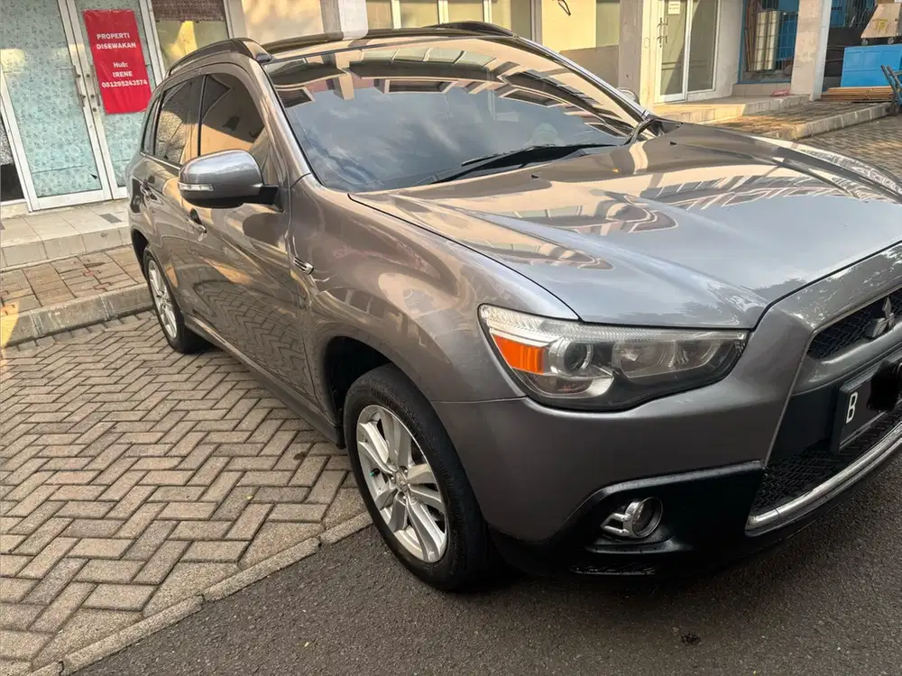 Mitsubishi Outlander 2012 Bensin