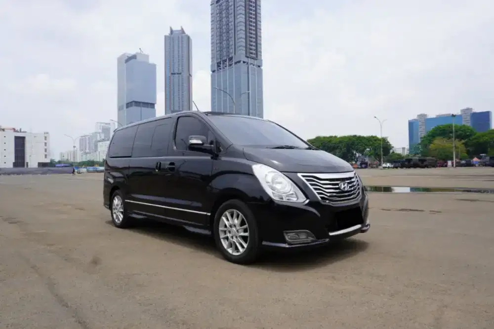 Hyundai H1 Royale AT Diesel 2015