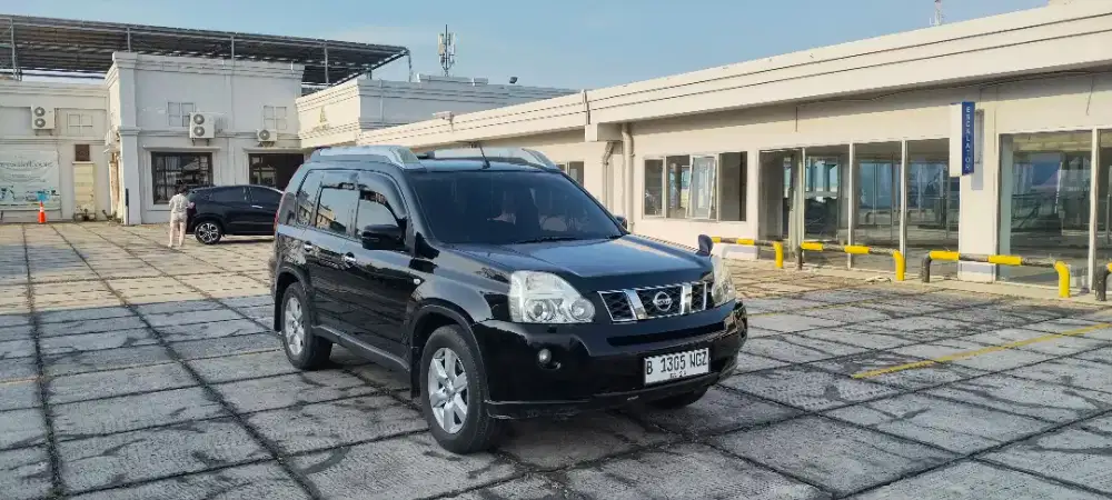 Nissan X-Trail 2.5 XT matic promo tdp 10% 2010