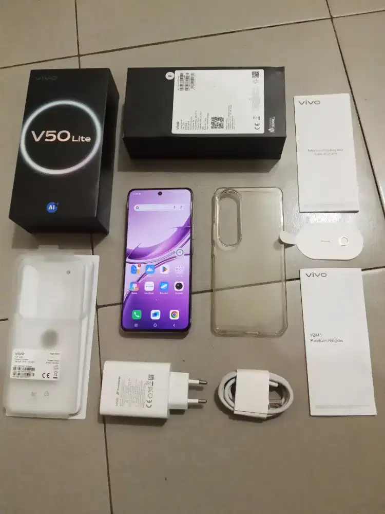 Vivo V50 lite 8/256 gb