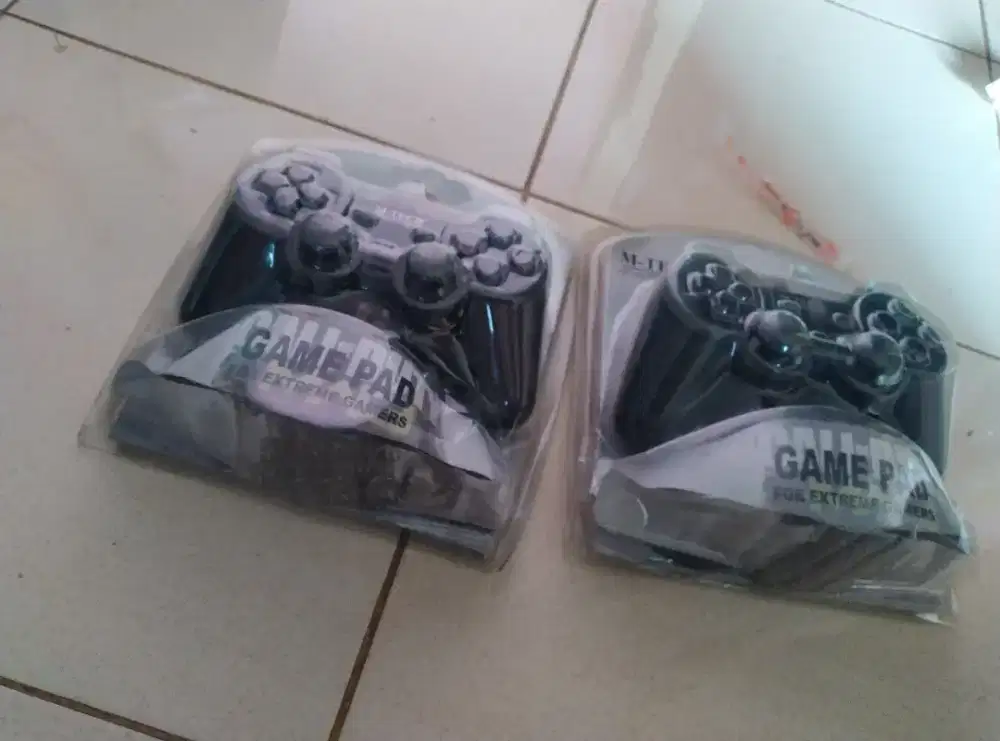 Gamepad Single buat PC murah aja yg butuh masuk