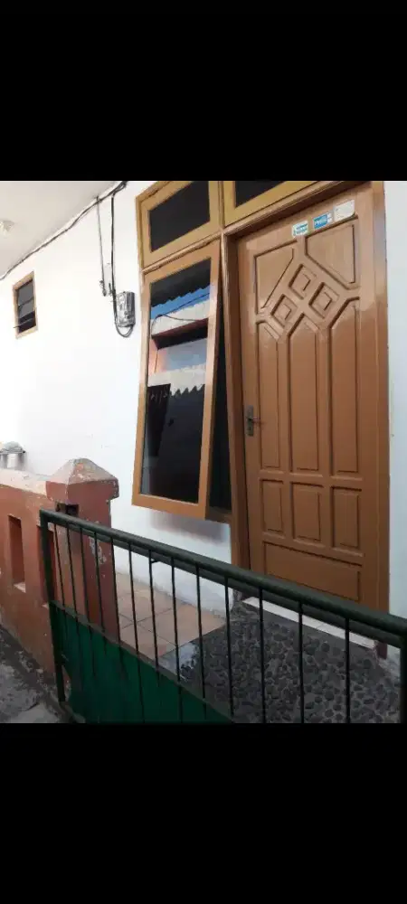 Rumah dikoskan di Manyar Sabrangan