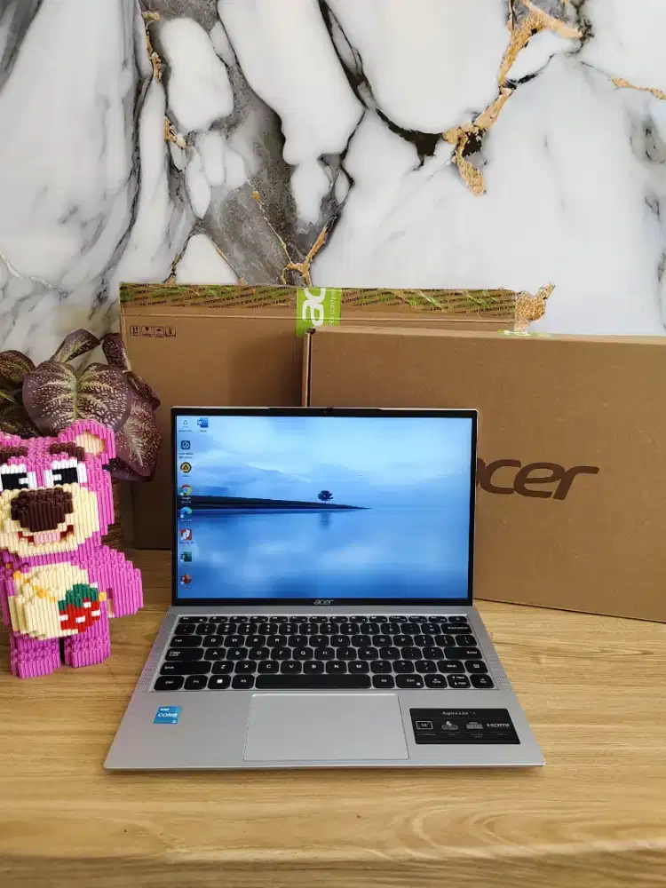 Acer aspire lite 14 al14-51m
i3 Gen 12