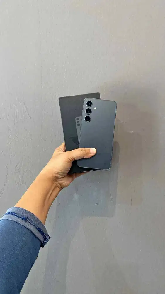 SAMSUNG S24 8/256 GB SEIN FULLSET NORMAL