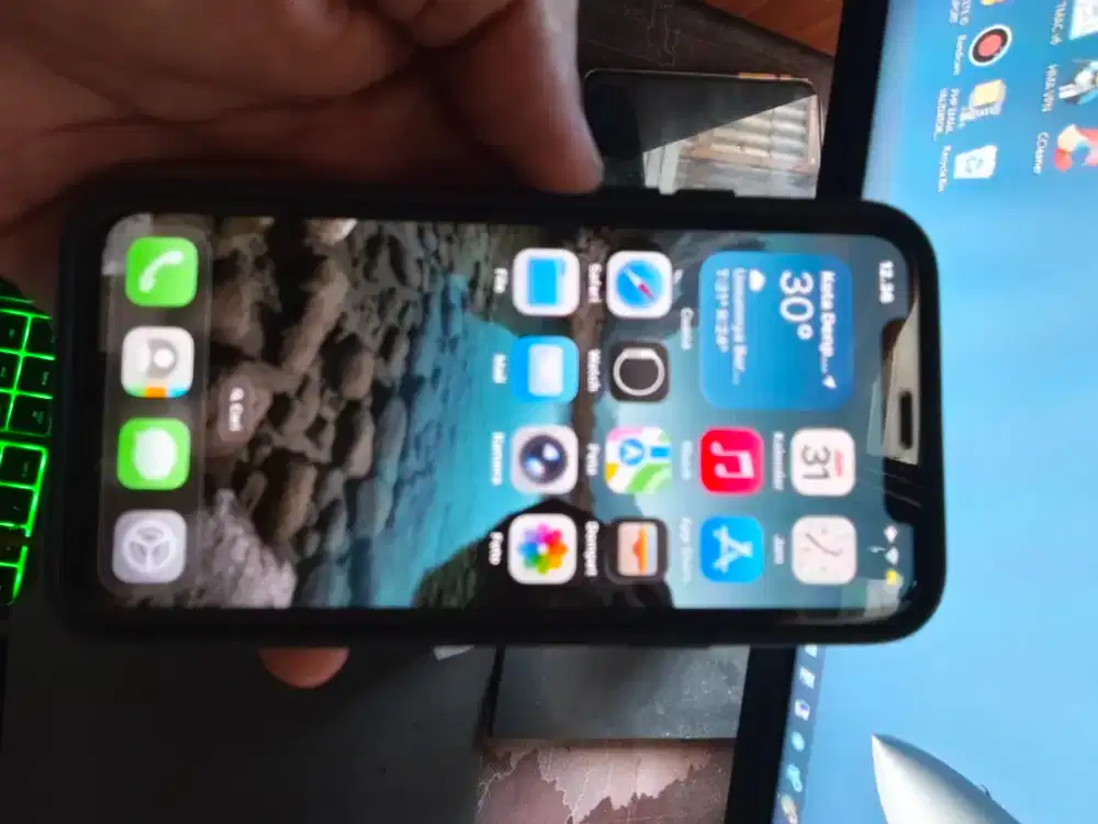 Dijual iPhone by pass 11 pro 64 gb