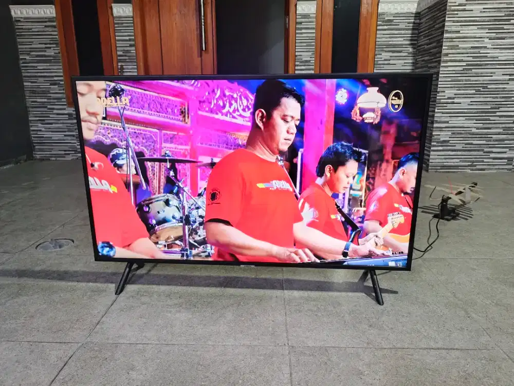 SMART TV SAMSUNG 43 INC UHD 4K MULUS