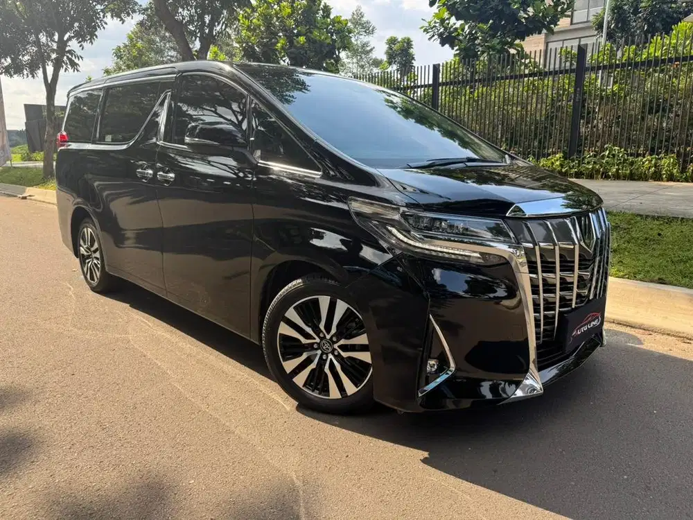 toyota alphard 2021 km7000 like new condition!