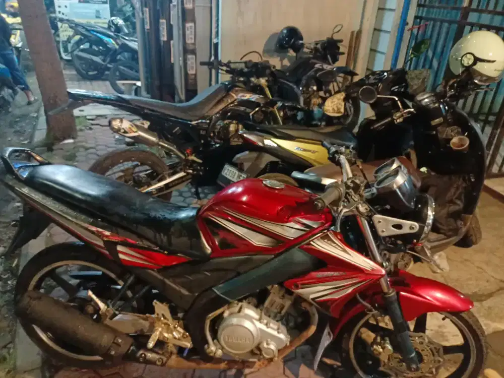 Vixion 2011 komplit surat off