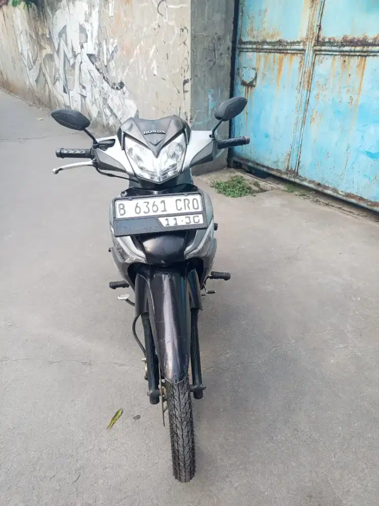 Supra x 125 pajak idup panjng ful 1tahun