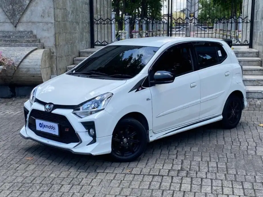 Like New Toyota Agya 1.2 GR Sport Bensin-AT-2022 Putih LACO