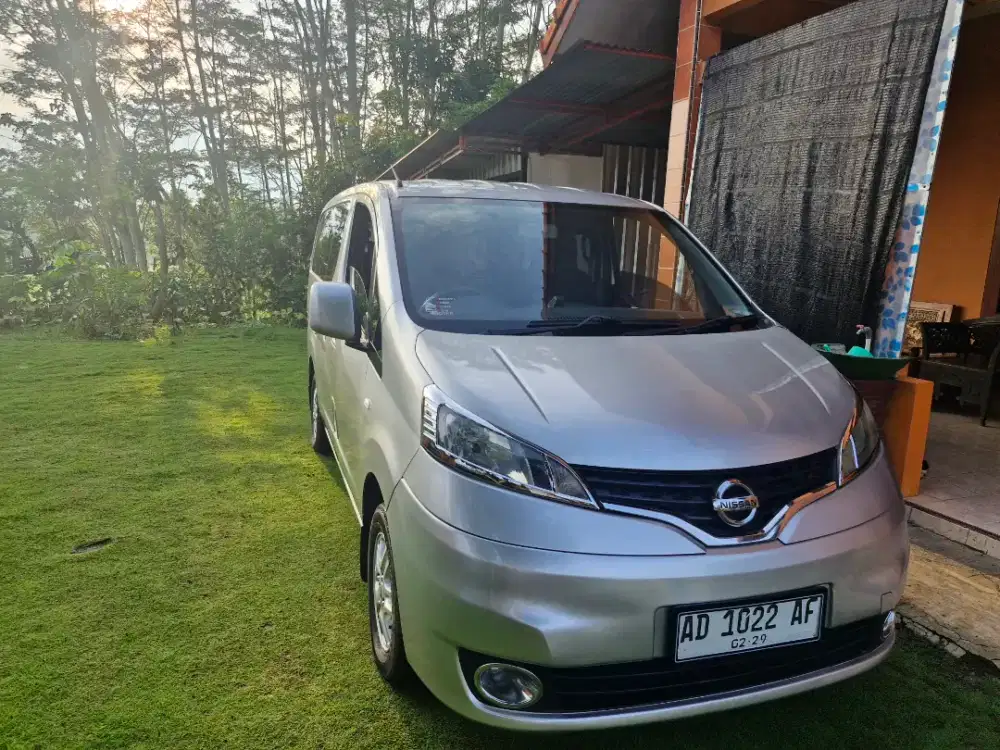 Nissan Evalia xv 2013