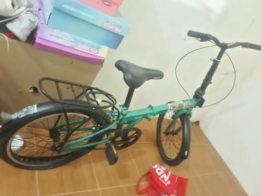 Sepeda lipat atlantis