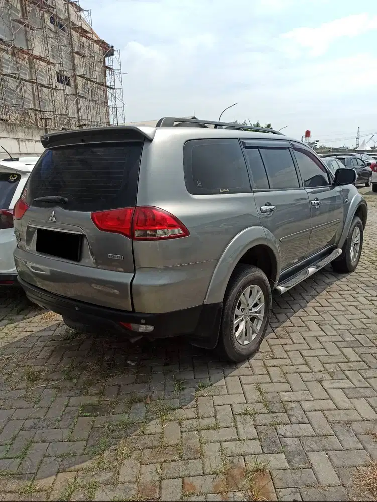 MITSUBISHI PAJERO SPORT EXCEED SOLAR BUKAN BENSIN 2014 MODEL 2015