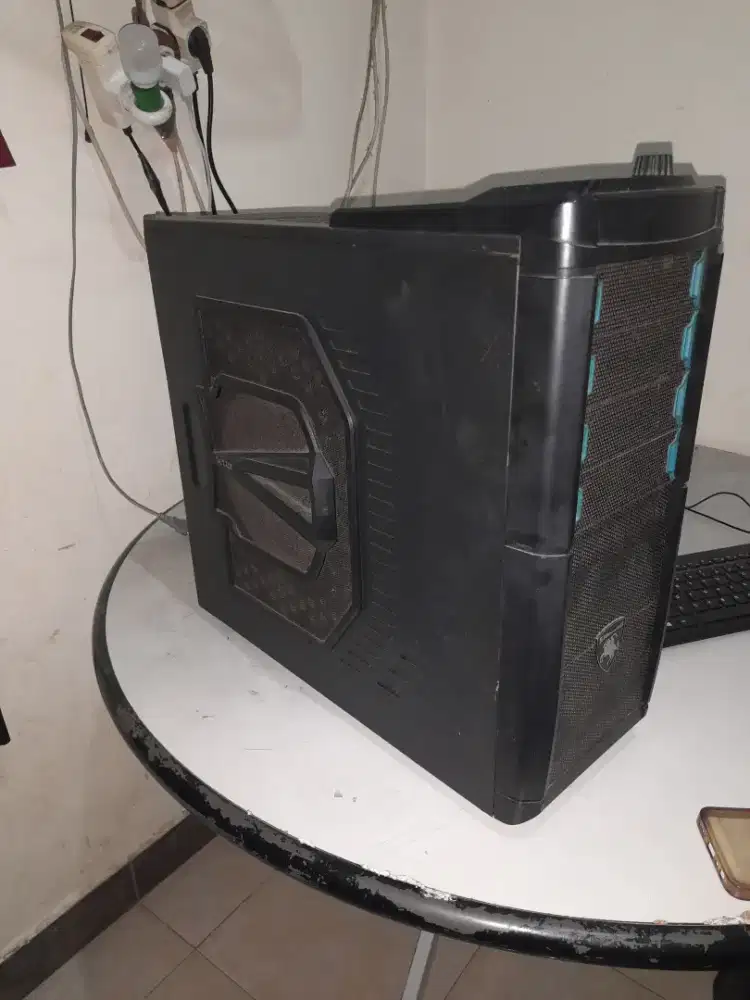 CPU Core i5 gen 2400 ram 8 PSU no HD Casing sangat kokoh