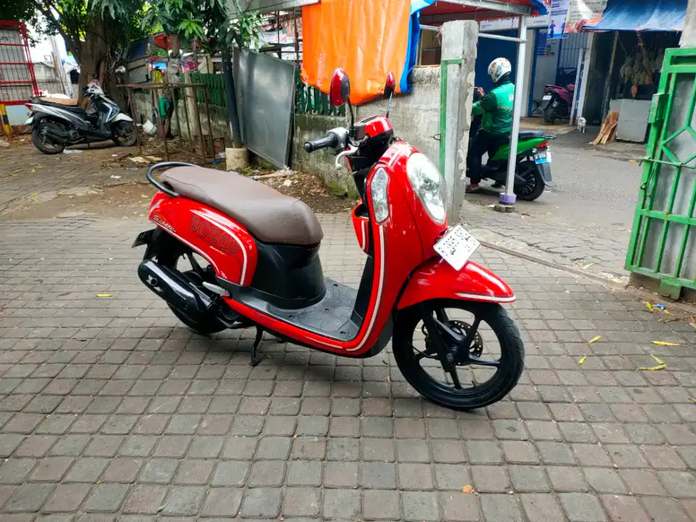 Scoopy 110 PGM-FI Tahun 2014