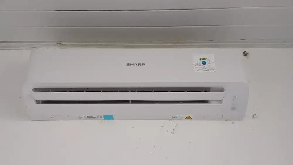 DIJUAL AC SHARP 3/4 PK ( baru sebulanan pakai)