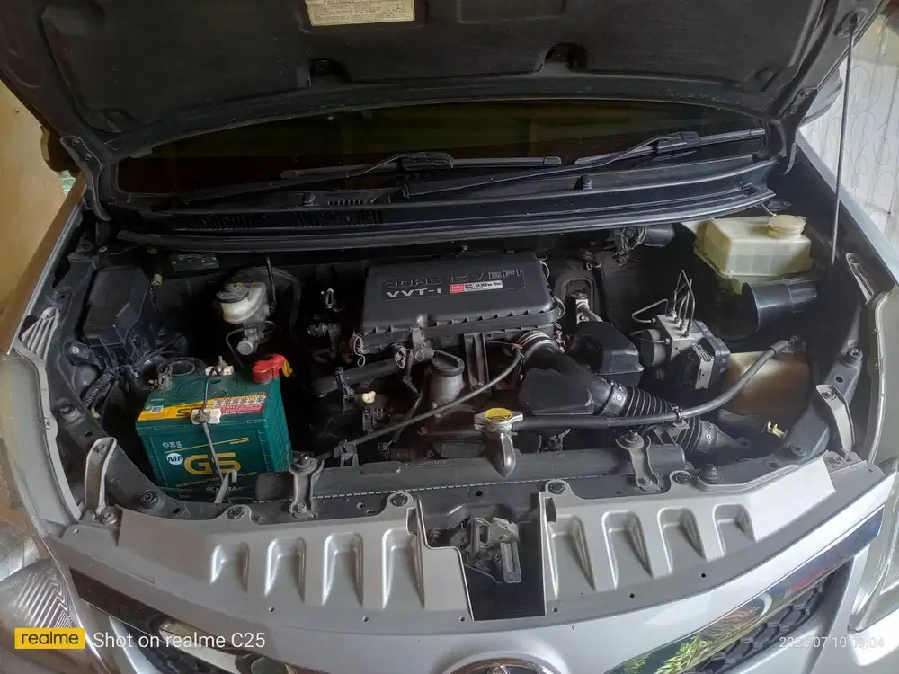 Toyota Avanza 2012 Bensin