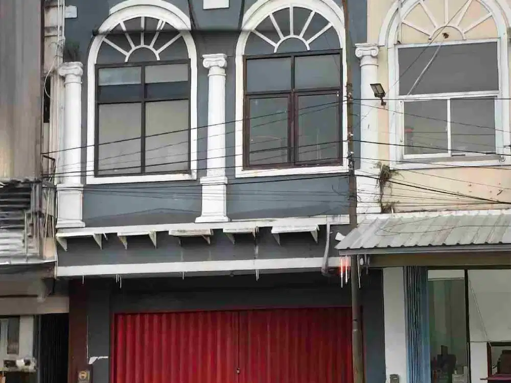 Ruko Bb di jual atau sewa 3 lantai