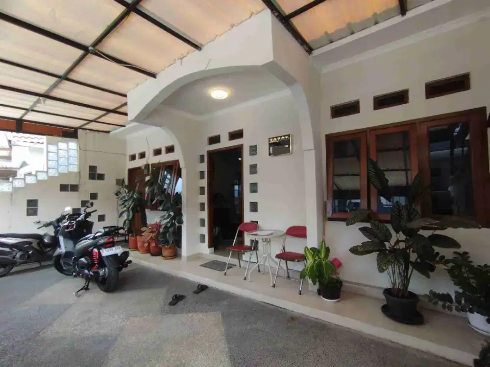 Rumah siap.huni sudah Renovasi di Antapani