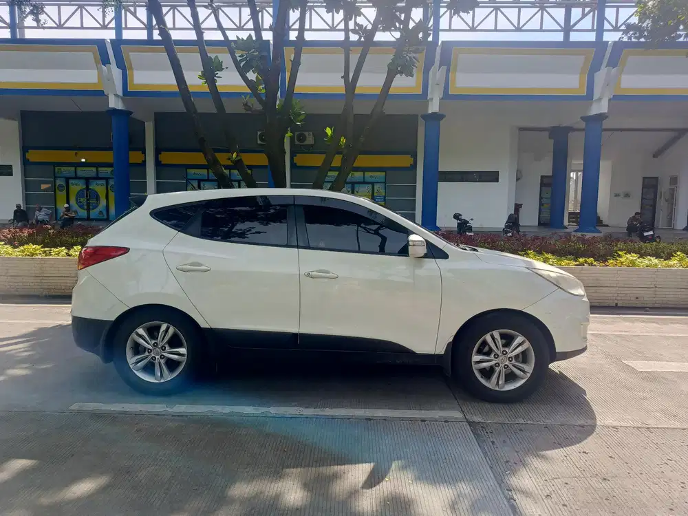 Hyundai Tucson 2011 Bensin